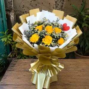 Golden Sunshine Rose Bouquet
